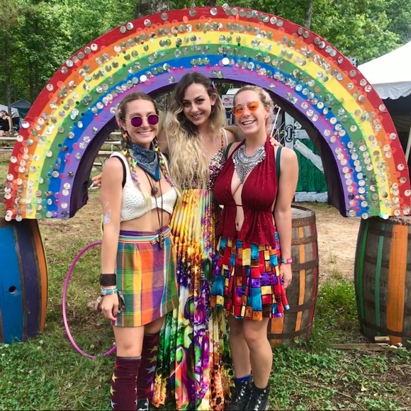 I thot this was a spice girls app👉▫️👅🌈✨ - Picture 1 of 6